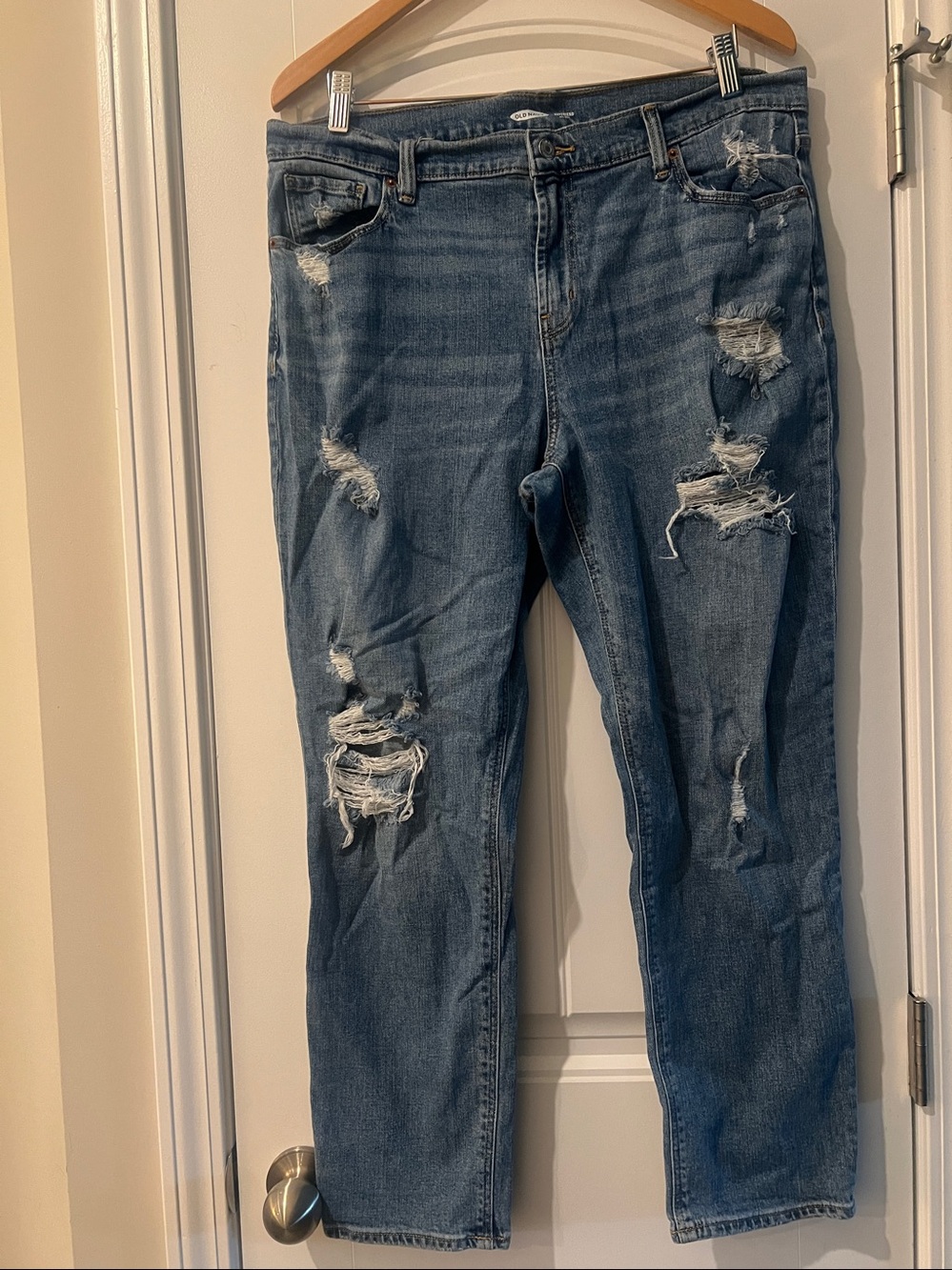 Old Navy Boyfriend Mid Rise Jeans